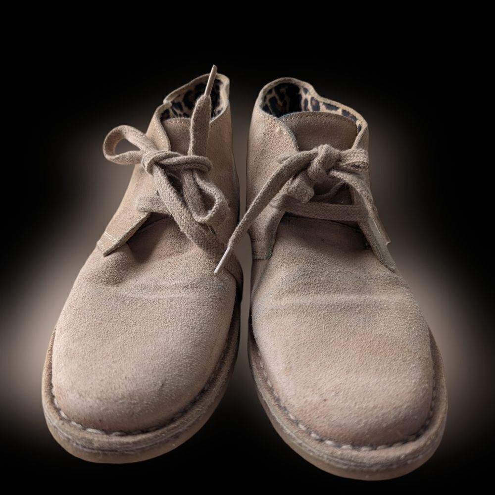 Aldo tan suede lace up desert ankle boots size 6.5